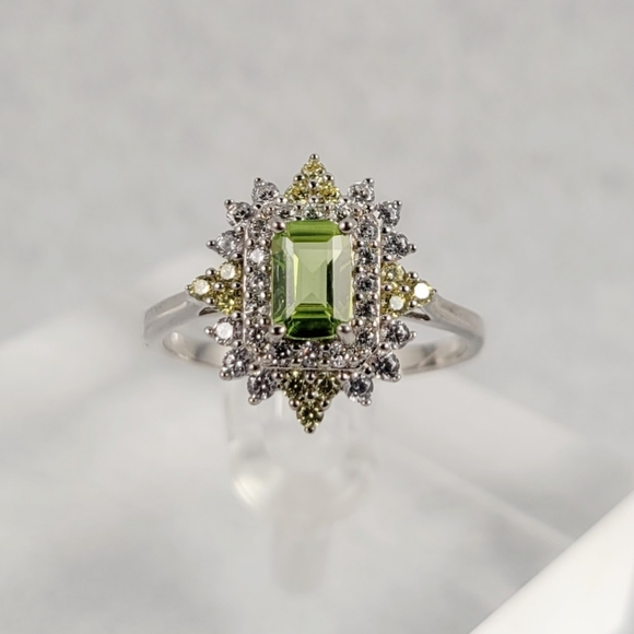 Antique Style Sterling 1ct Natural Peridot Ring - Picture 11 of 13